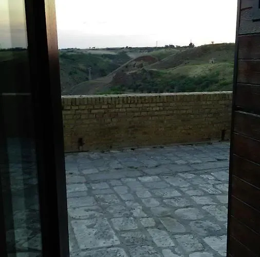 Le Antiche Mura Irsina