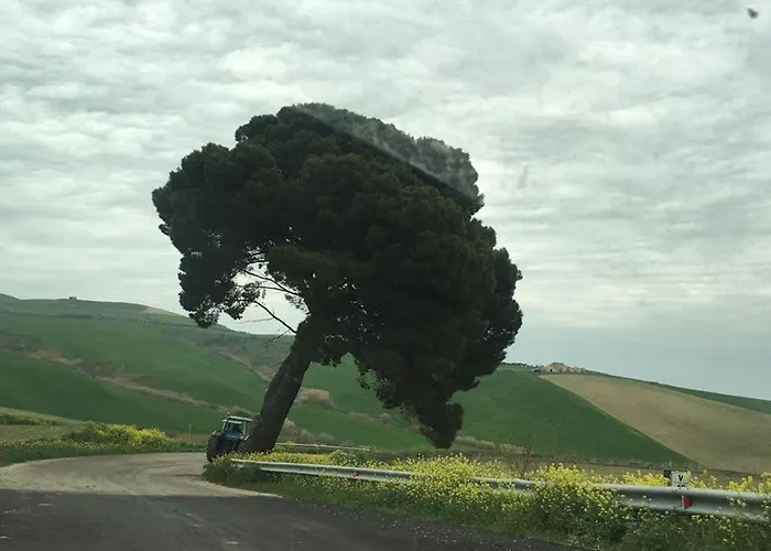 לינה וארוחת בוקר Le Antiche Mura 3*